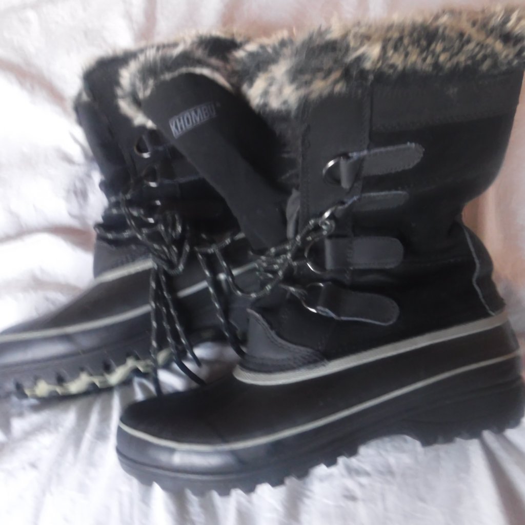 Khombu Black Womens Leather Interior Faux Fur Winter Boots Size 9 M